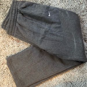 TAG STILL ON! Nike sweatpants!!!